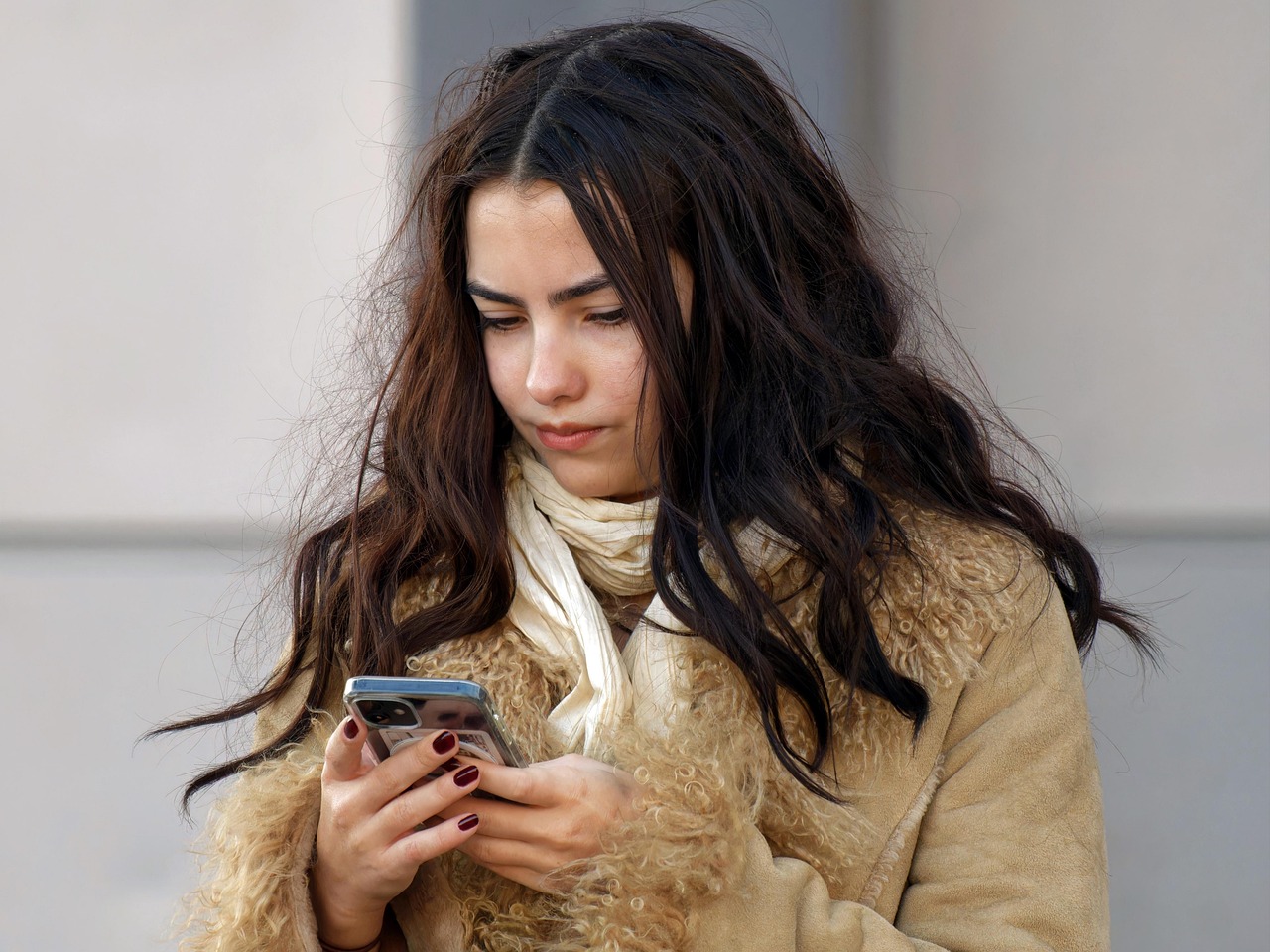 girl, smartphone, looking, outdoors, urban, lifestyle, portrait
